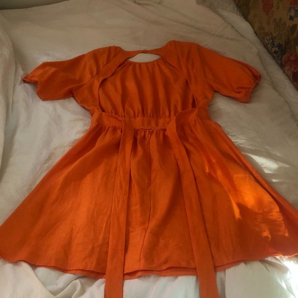 Reformation Backless "Irwin Linen Dress" in Citrus (Orange) - size 10 WORN ONCE - Picture 6 of 7